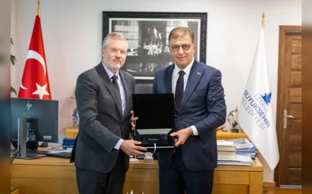 İzmir Büyükşehir Belediye Başkanı Dr. Cemil Tugay: “İzmir ve Norveç şehirleri arasındaki ilişkiler gelişmeli”
