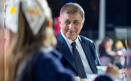 İzmir Büyükşehir Belediye Başkanı Dr. Cemil Tugay: “Bu hürmet sonuna kadar gösterilecek”