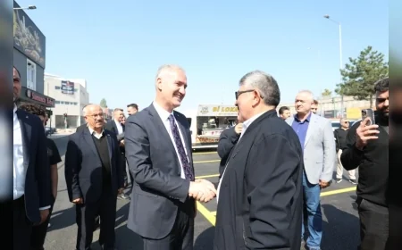 İnegöl Belediye Başkanı Alper Taban: “Hem esnaflarımızın hem de mobilya almak için gelen misafirlerimizin yoğun bir sirkülasyonu var”
