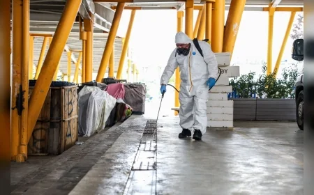 Çankaya Belediyesi semt pazarlarında ilaçlama ve dezenfeksiyon çalışmalarını sürdürüyor