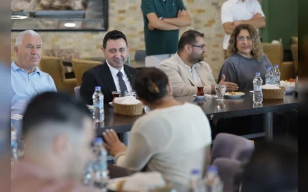 Bayraklı Belediye Başkanı İrfan Önal: “Mahallelerimizin ihtiyaçlarını yerinde inceliyoruz”