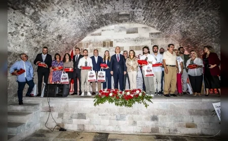 15. Şakir Süter Gazetecilik Yarışması’nda başarılı gazeteciler Bergama’da ödüllerini aldı