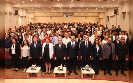 Dokuz Eylül Üniversitesinde 2026-2027 akademik yılı “İlk Ders” etkinlikleriyle başladı