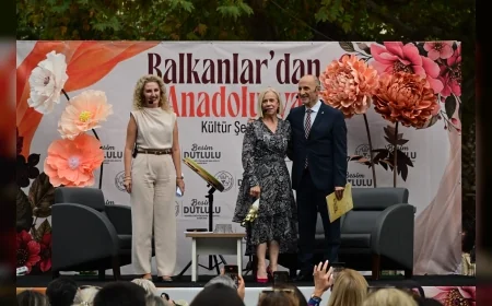 Manisa’da Balkanlardan Anadolu’ya uzanan türküler ve kültürel miras aynı sahnede buluştu