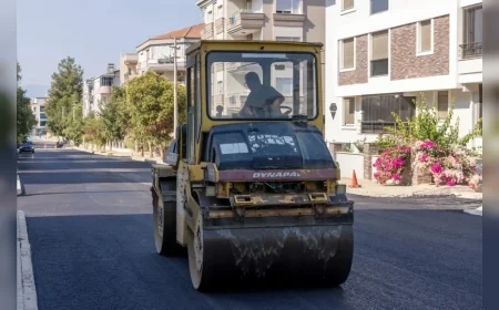 İzmir Büyükşehir Belediyesi Tire’de 300 milyon liralık altyapı ve asfalt yatırımını tamamlıyor
