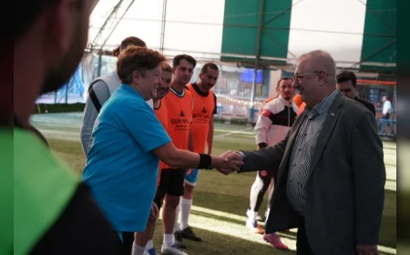 Edremit Belediye Başkanı Mehmet Ertaş: “Dostluğun ve fair-play ruhunun ön planda olduğu bir turnuva olsun”