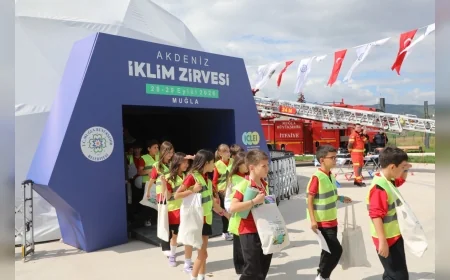 Muğla’da “Mavinin Derinlikleri” ile öğrenciler deniz yaşamını 360 derece keşfetti