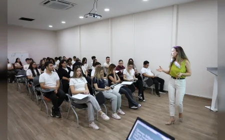 Efeler Belediye Başkanı Anıl Yetişkin: “Çocuklarımızın ve gençlerimizin hayallerine giden yolda yanlarında olacağız”