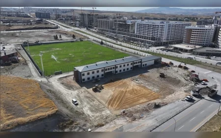 Sincan Belediyesi Saraycık Mahallesi’nde 26 bin metrekarelik spor tesisinde sona yaklaştı