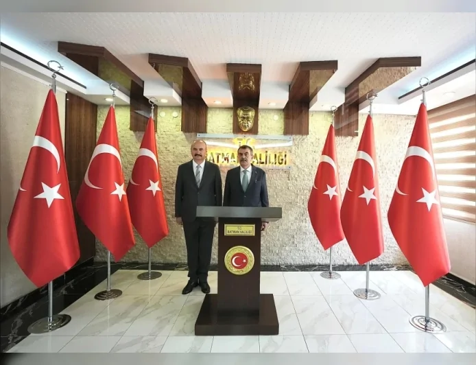 Bakan Tekin, Batman’da Eğitim Gündemine İlişkin Değerlendirmelerde Bulundu