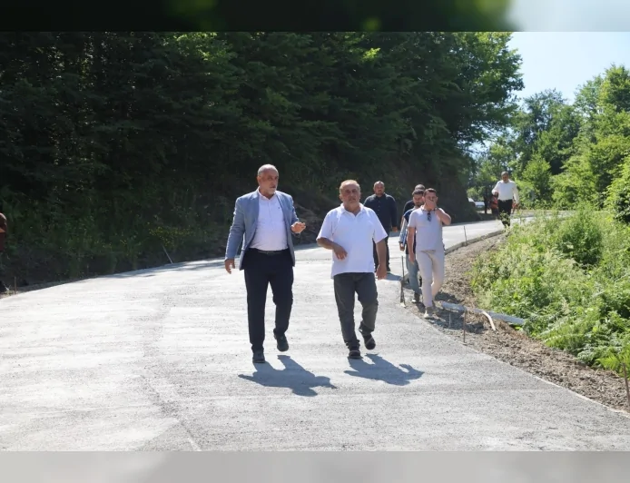 Canik Belediye Başkanı İbrahim Sandıkçı: “Kırsal mahallelerimize 150 milyon liralık yeni beton yollar kazandırdık”