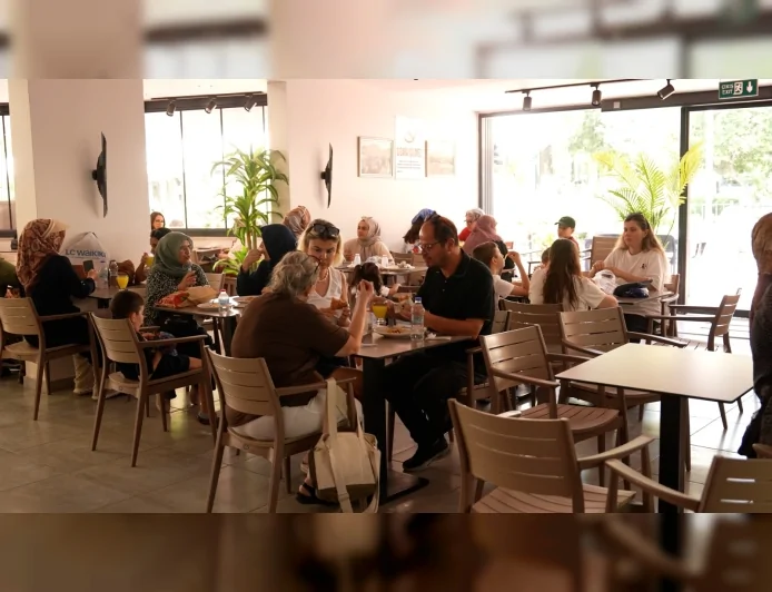Manisa Büyükşehir Belediyesi Ulupark’ta Glütensiz Mutfak ile Çölyaklılara Güvenli Beslenme İmkanı Sağlıyor