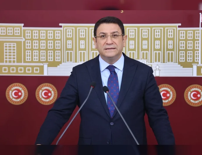 DEVA Partisi Ankara Milletvekili İdris Şahin: “Çiftçinin yüzü sattığı fiyattan, vatandaşın yüzü aldığı fiyattan ekşiyor”