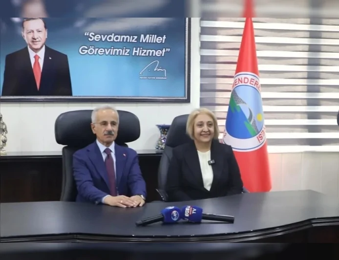 Ulaştırma ve Altyapı Bakanı Abdulkadir Uraloğlu: “Menderes-Gümüldür yolunun ihalesinin yapılması kararını aldık”
