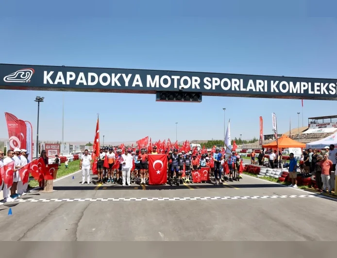 Nevşehir’de Tekerlekli Paten Kulüplerarası Türkiye Şampiyonası 216 Sporcunun Katılımıyla Başladı