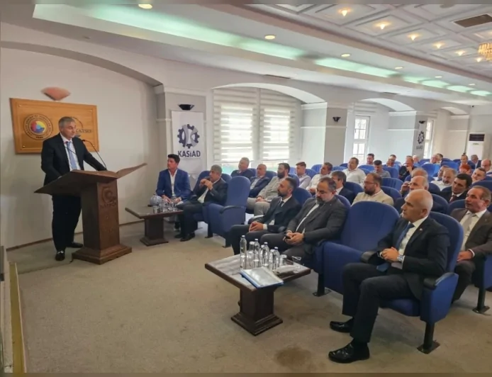 KASİAD Genel Başkanı Ayhan Aslan Kastamonu’da STK temsilcileriyle buluştu: “Önümüzdeki sene Kastamonu’ya bir meslek lisesi yapmak istiyoruz”