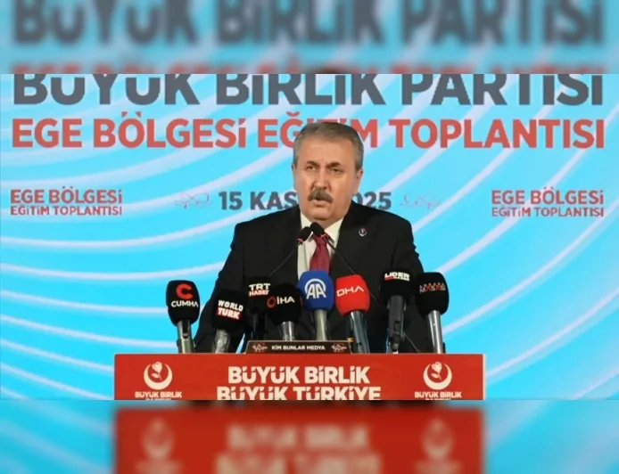 Büyük Birlik Partisi Genel Başkanı Mustafa Destici: “Suriye’de Türkmenlerin yok sayıldığı bir düzen kalıcı olamaz”