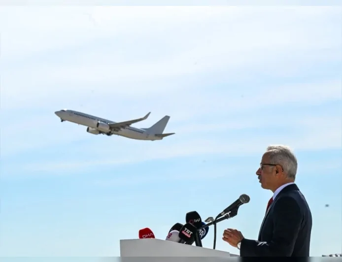 Ulaştırma ve Altyapı Bakanı Abdulkadir Uraloğlu: “Siirt’i yeniden gökyüzüyle buluşturduk”