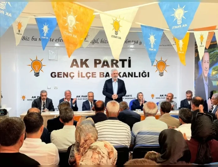 AK Parti Diyarbakır Milletvekili Galip Ensarioğlu Bingöl’ün Genç ilçesinde teşkilat ve kaymakamlık ziyaretleri gerçekleştirdi