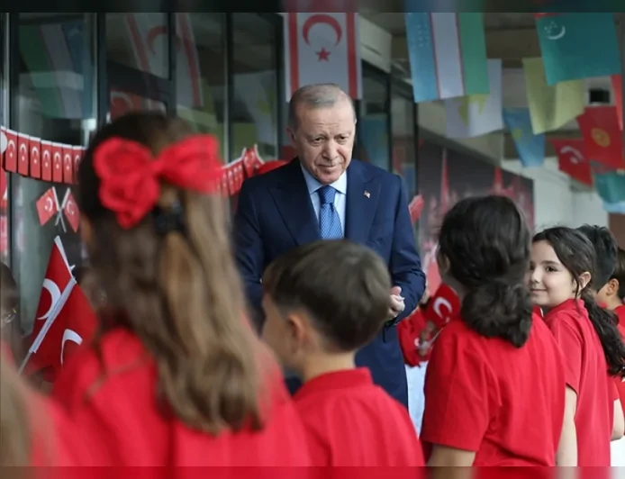Cumhurbaşkanı Recep Tayyip Erdoğan: “Eğitimde fırsat eşitliğini yaygınlaştırmak için her türlü imkânı seferber etmiş durumdayız”