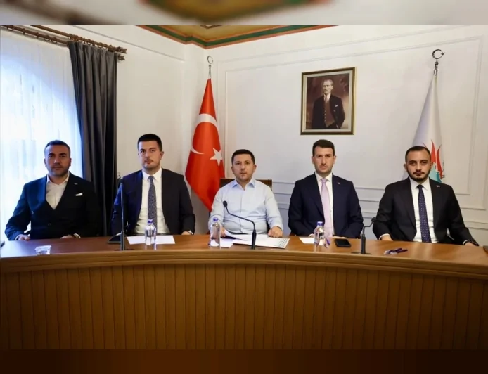 NEVŞEHİR BELEDİYE BAŞKANI RASİM ARI: “ŞEHRİN BÜTÜN İHTİYAÇLARINA CEVAP VEREREK YOLUMUZA DEVAM EDECEĞİZ”