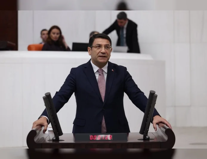 DEVA Partisi Ankara Milletvekili İdris Şahin: “Kredinin adı işletme kredisi ama işletmenin sırtındaki yükü büyütüyor”