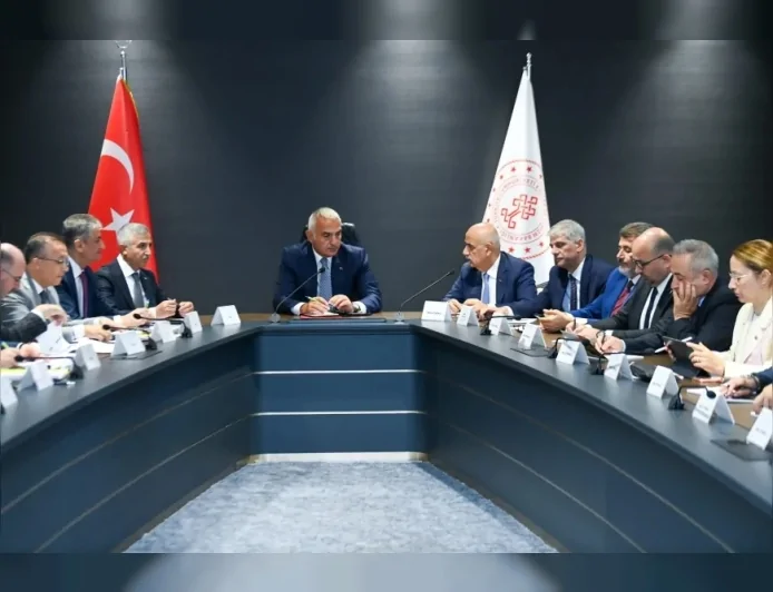 Kültür ve Turizm Bakanı Mehmet Nuri Ersoy: Deprem bölgesinin kültürel mirasına yaklaşık 34 milyar liralık yatırım hedefleniyor