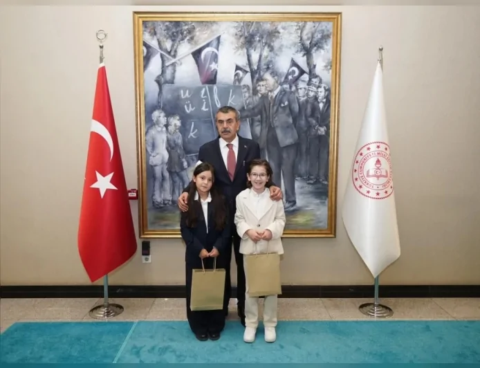 Millî Eğitim Bakanı Yusuf Tekin: “Her şeyden önemlisi, çocukların okula giderken mutlu olması”