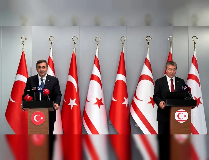 Cumhurbaşkanı Yardımcısı Cevdet Yılmaz başkanlığındaki heyetten KKTC’ye üst düzey ziyaret