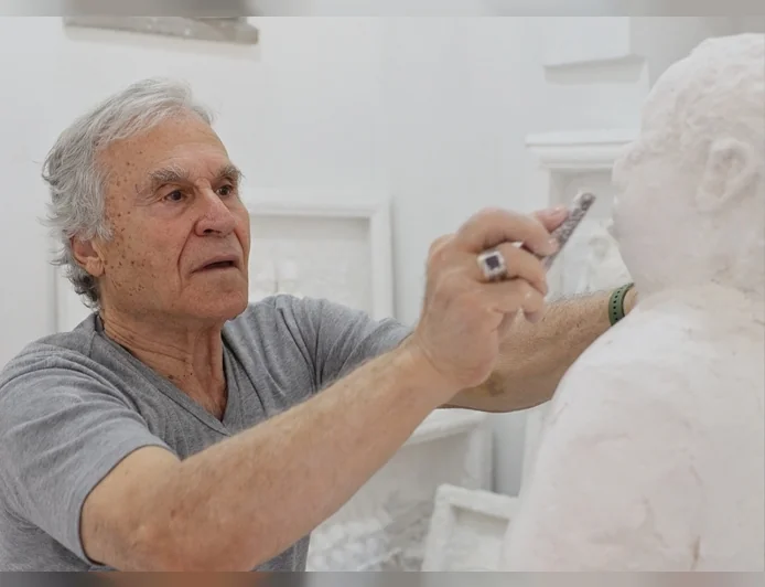 82 yaşındaki heykeltıraş Cengiz Sevener: “Heykellerim şehrin hafızasında yaşıyor”