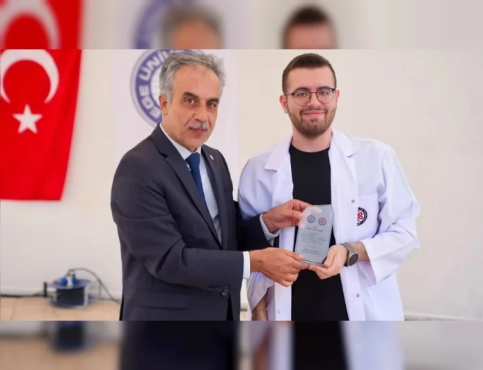 Ege Üniversitesinde yeni öğrenciler kampüsle buluştu, oryantasyon süreci tamamlandı