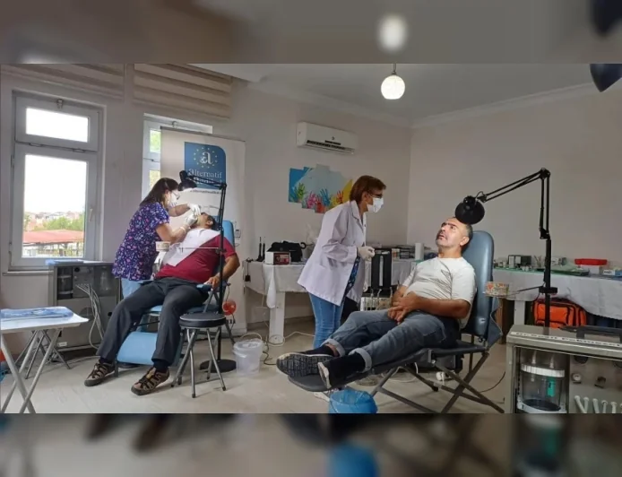 Ayvalık’ta 200 engelli bireyin ağız ve diş muayeneleri ile tedavileri gerçekleştirildi