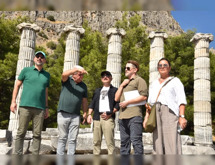 Aydın Valisi Dr. Osman Varol Priene Antik Kenti’ndeki kazı ve araştırma çalışmalarını inceledi