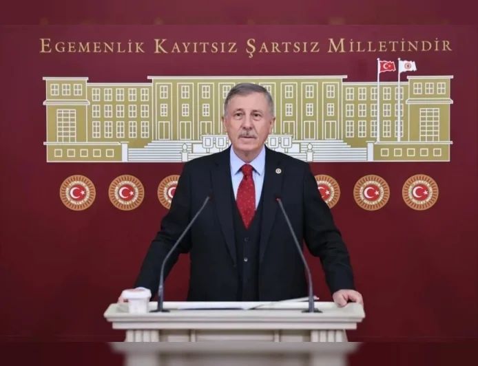 Yeni Yol Grubu Grup Başkanvekili Doç. Dr. Selçuk Özdağ: “Muhalif bir isim olsaydı yine böyle usulca beklenir miydi?”