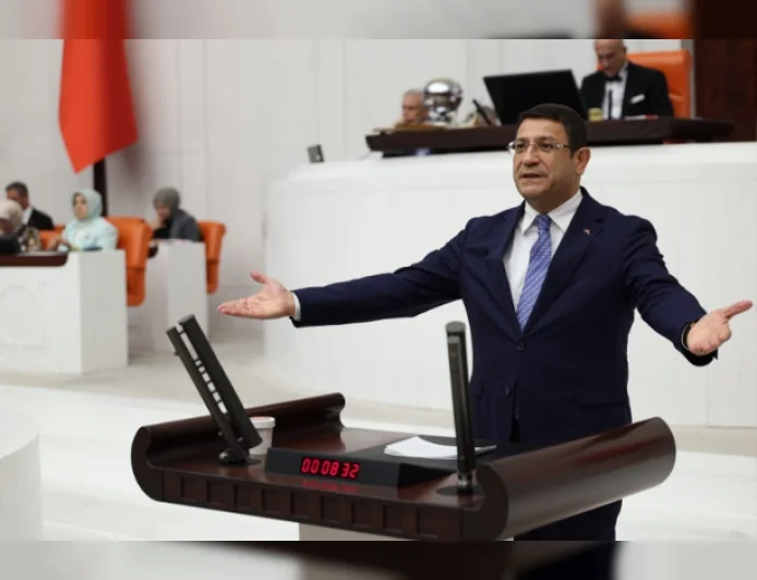 DEVA Partisi Ankara Milletvekili İdris Şahin: “Hile sahada, vurgun kasada anlayışıyla kurduğunuz düzeni milletin iradesiyle uğurlayacağız”
