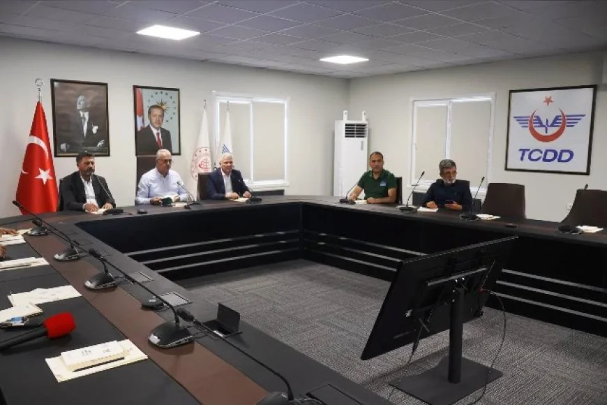 AK Parti Çorum Milletvekili Yusuf Ahlatcı: “Tren yola çıktı, geliyor”