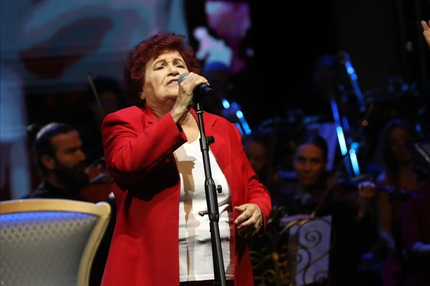 Yenimahalle’de 30 Ağustos coşkusu Selda Bağcan konseriyle zirveye çıktı