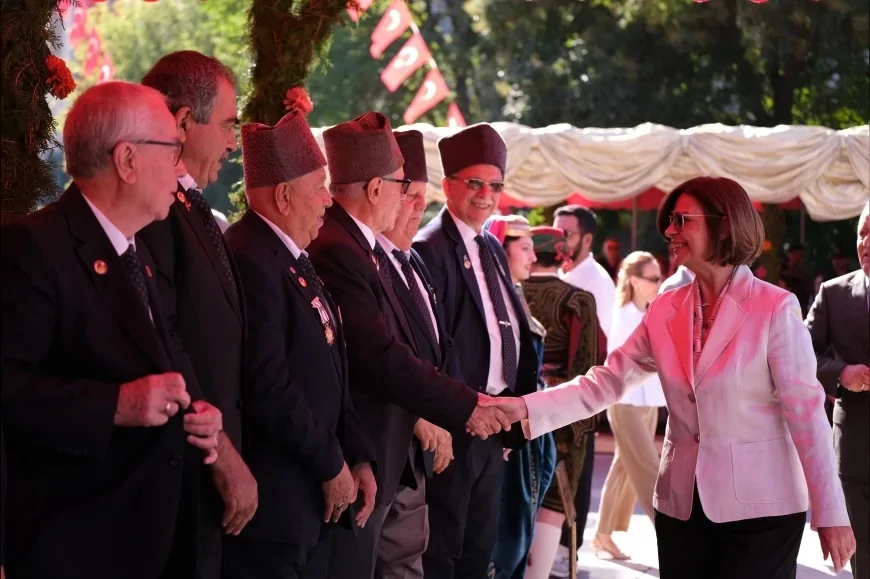 Eskişehir Büyükşehir Belediye Başkanı Ayşe Ünlüce: “Eskişehir, kuruluş ve kurtuluşun tarih sahnesidir”