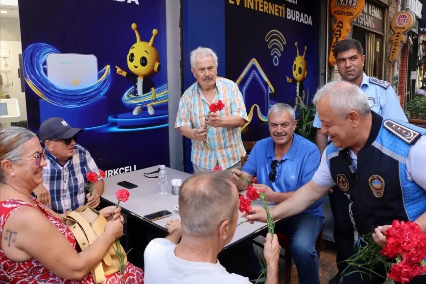 Yalova Belediyesi Zabıta Ekipleri Zabıta Haftası’nda Esnaf ve Vatandaşlarla Buluştu