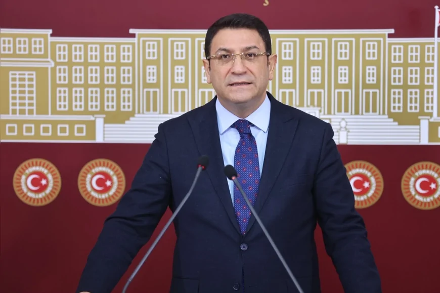 DEVA Partisi Ankara Milletvekili İdris Şahin: “Çiftçinin yüzü sattığı fiyattan, vatandaşın yüzü aldığı fiyattan ekşiyor”