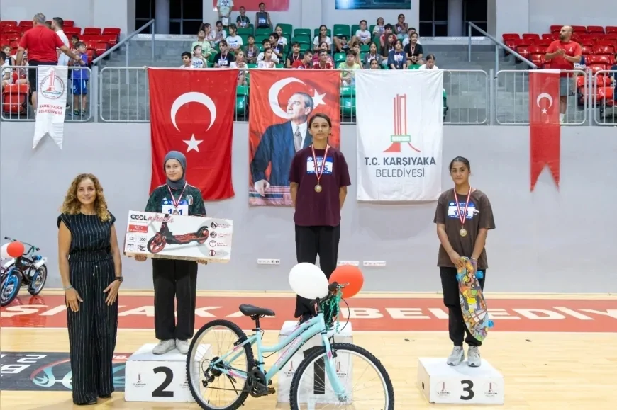 Karşıyaka Belediye Başkanı Yıldız Ünsal: “Mahallelerde sosyal bağların güçlenmesine aracılık ediyoruz”