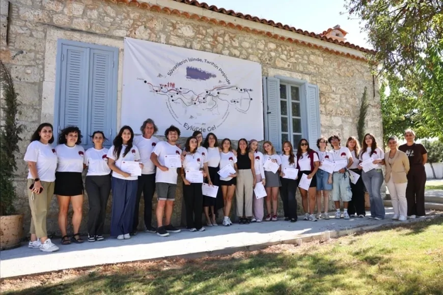 Çeşme Belediye Başkanı Lâl Denizli: “Dünün kurtuluş yolu, bugün yeni bir yolculuğa dönüşüyor”