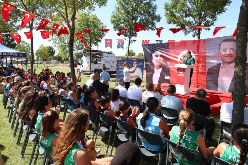 Derince’de plaj voleybolu heyecanı 126 takımın katılımıyla Harikalar Sahili’nde başladı
