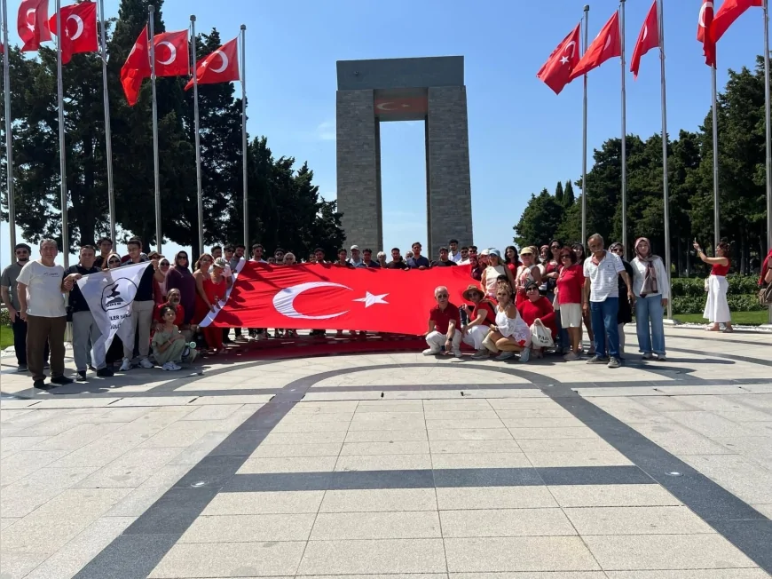 Adıyaman Belediyesi ve GÖNÜL-DER gençleri Çanakkale’den Akçay’a kültür ve tarih yolculuğunda buluşturdu