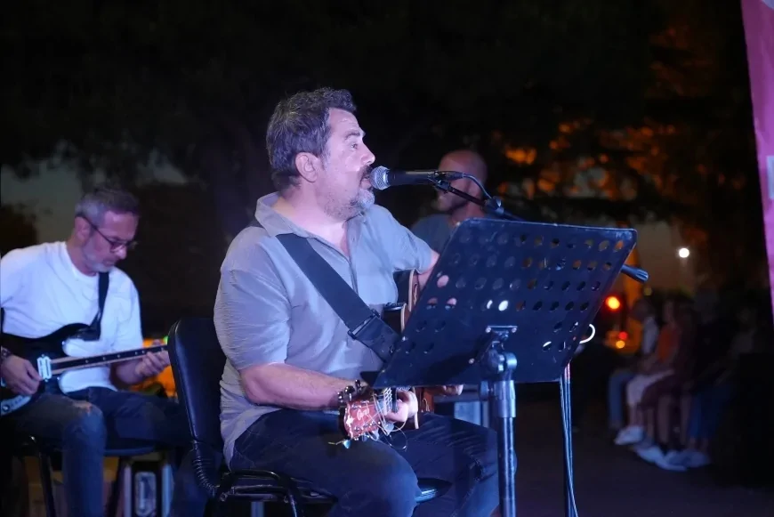 Maltepe’de Süreyya Plajı’nda Müzik Dinletileri Güz Boyunca İstanbulluları Buluşturmaya Devam Ediyor