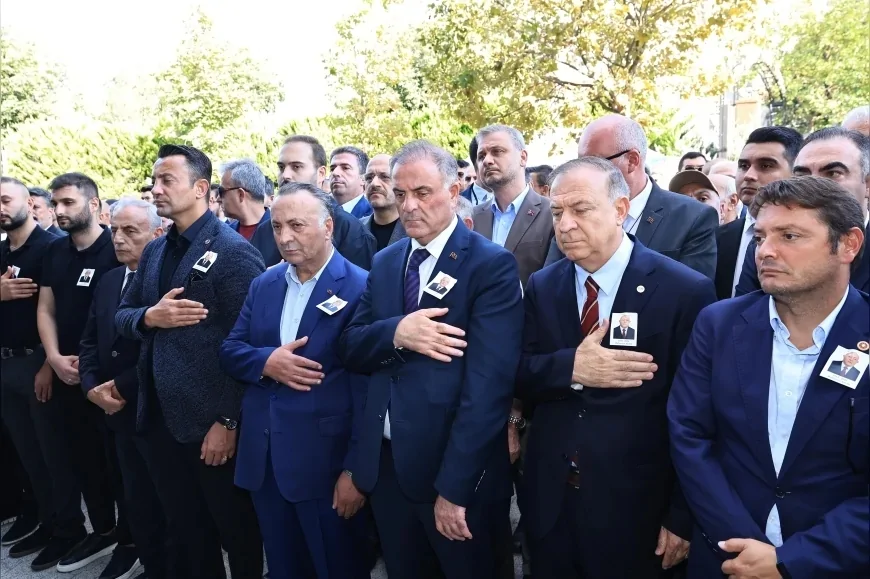 İBB Başkanvekili Nuri Aslan’ın Babası Muharrem Aslan İçin Garipdede Cemevi’nde Cenaze Töreni Düzenlendi