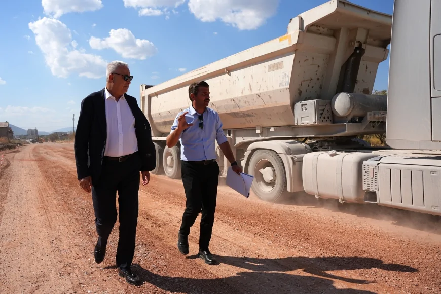 Kemalpaşa Belediye Başkanı Mehmet Türkmen: “Kemalpaşa’nın geleceğine yol açıyoruz”