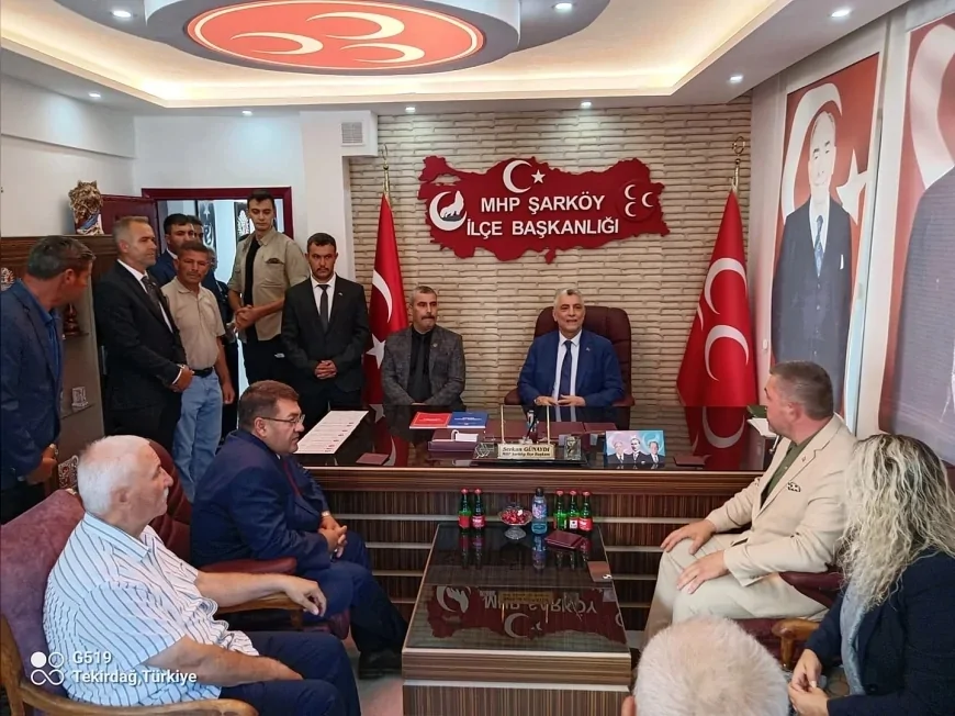 Ticaret Bakanı Ömer Bolat: “Şarköy’ün ihtiyaçlarını ve beklentilerini dinledik”