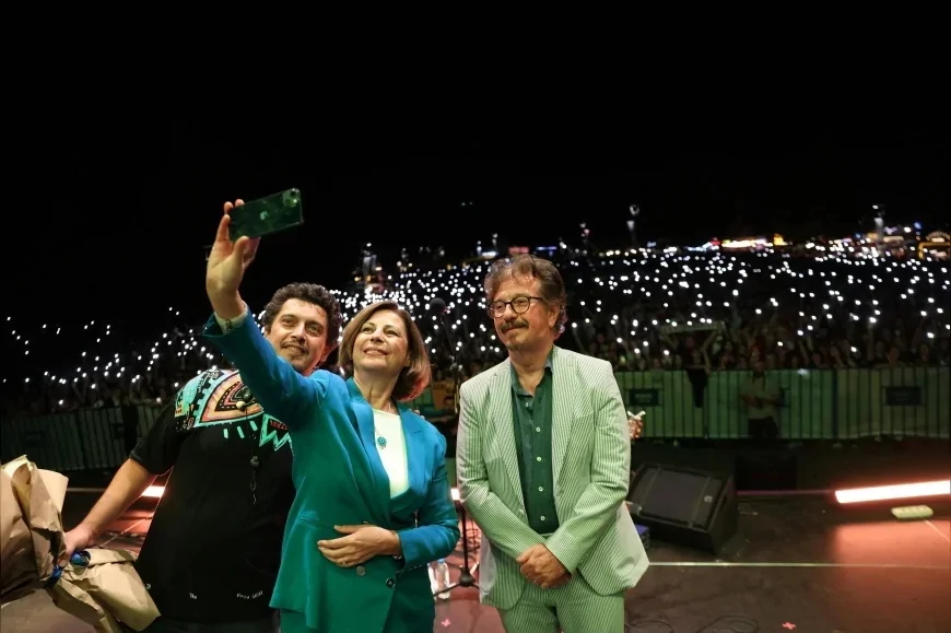 Eskişehir Büyükşehir Belediye Başkanı Ayşe Ünlüce: “Porsuk akıyor, dünya Eskişehir’de buluşuyor”