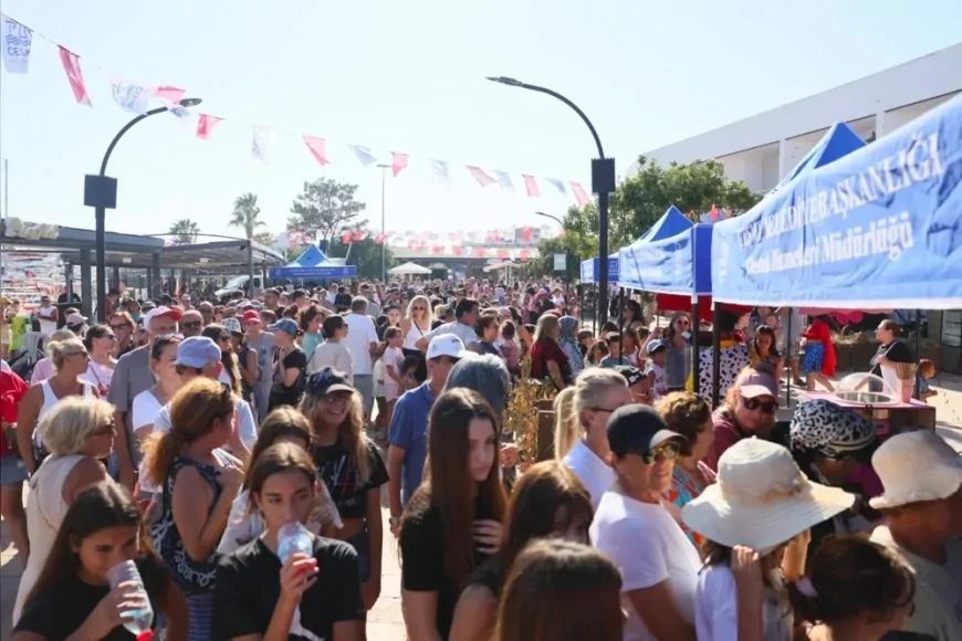 Çeşme Belediye Başkanı Lâl Denizli: “Denizlerimizin bereketini korumak hepimizin sorumluluğu”